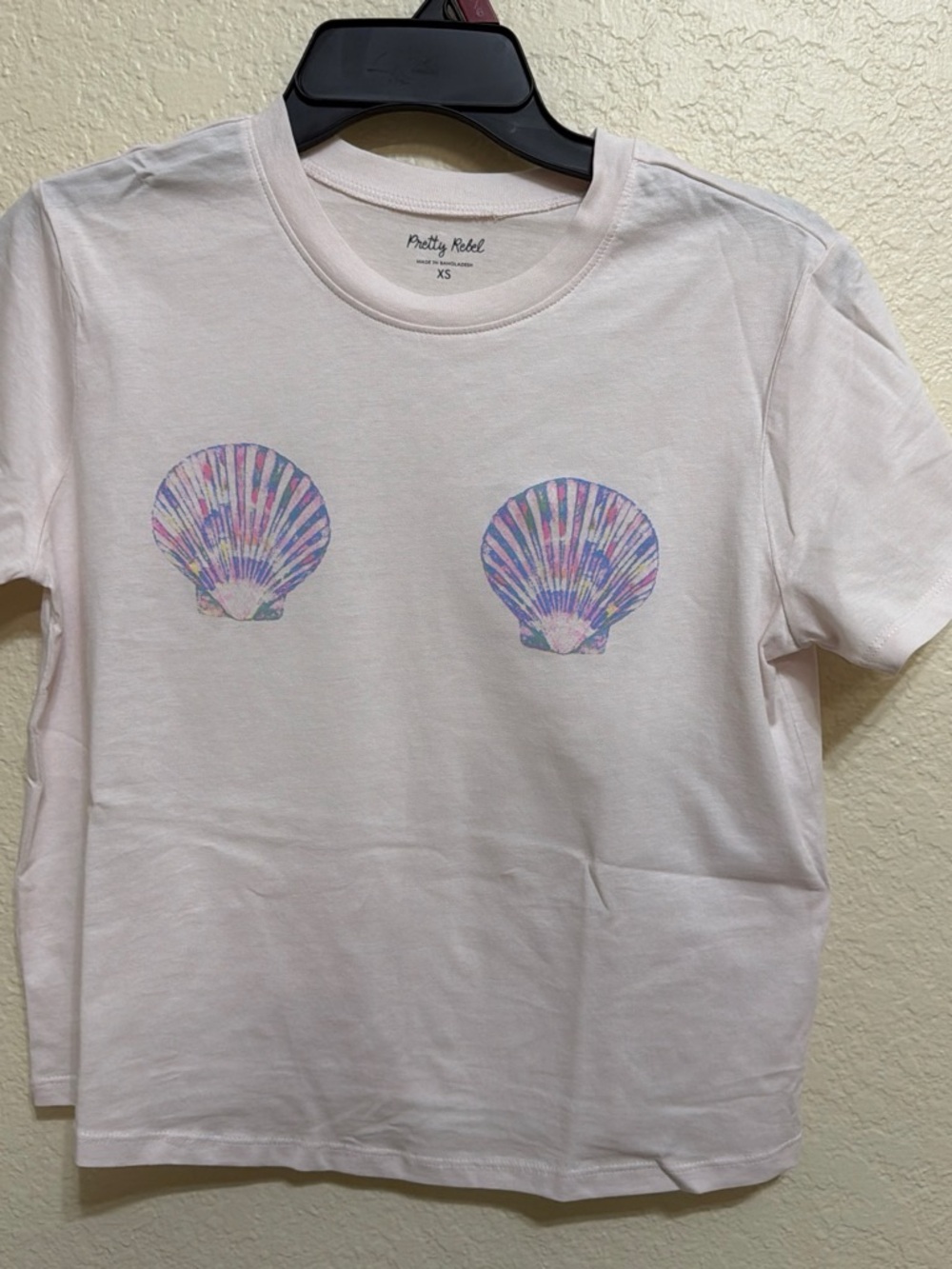 Girls' Cream Shell Graphic Tee